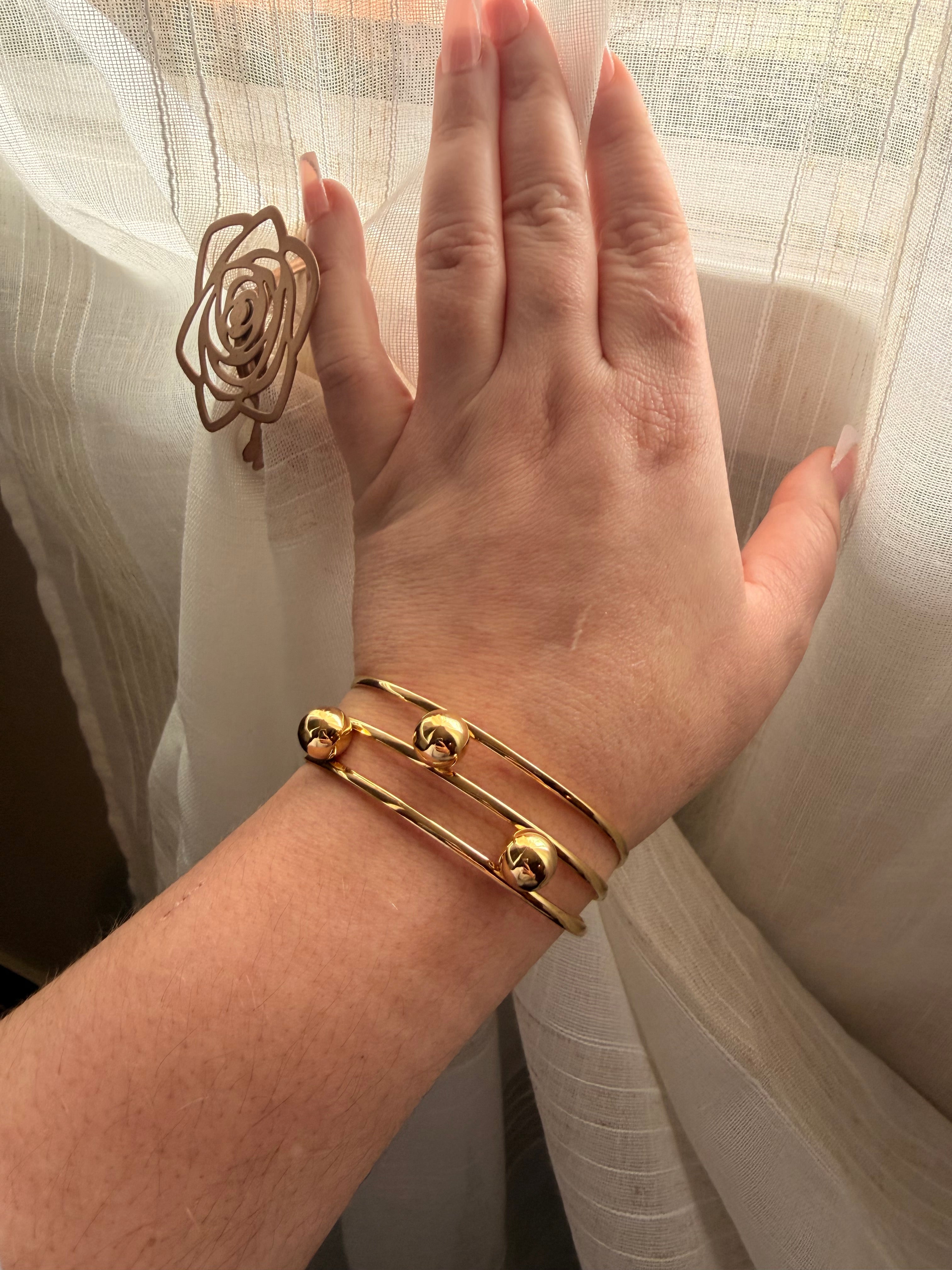 🤍 Bracelet Trio Doré – Élégance Moderne 🤍