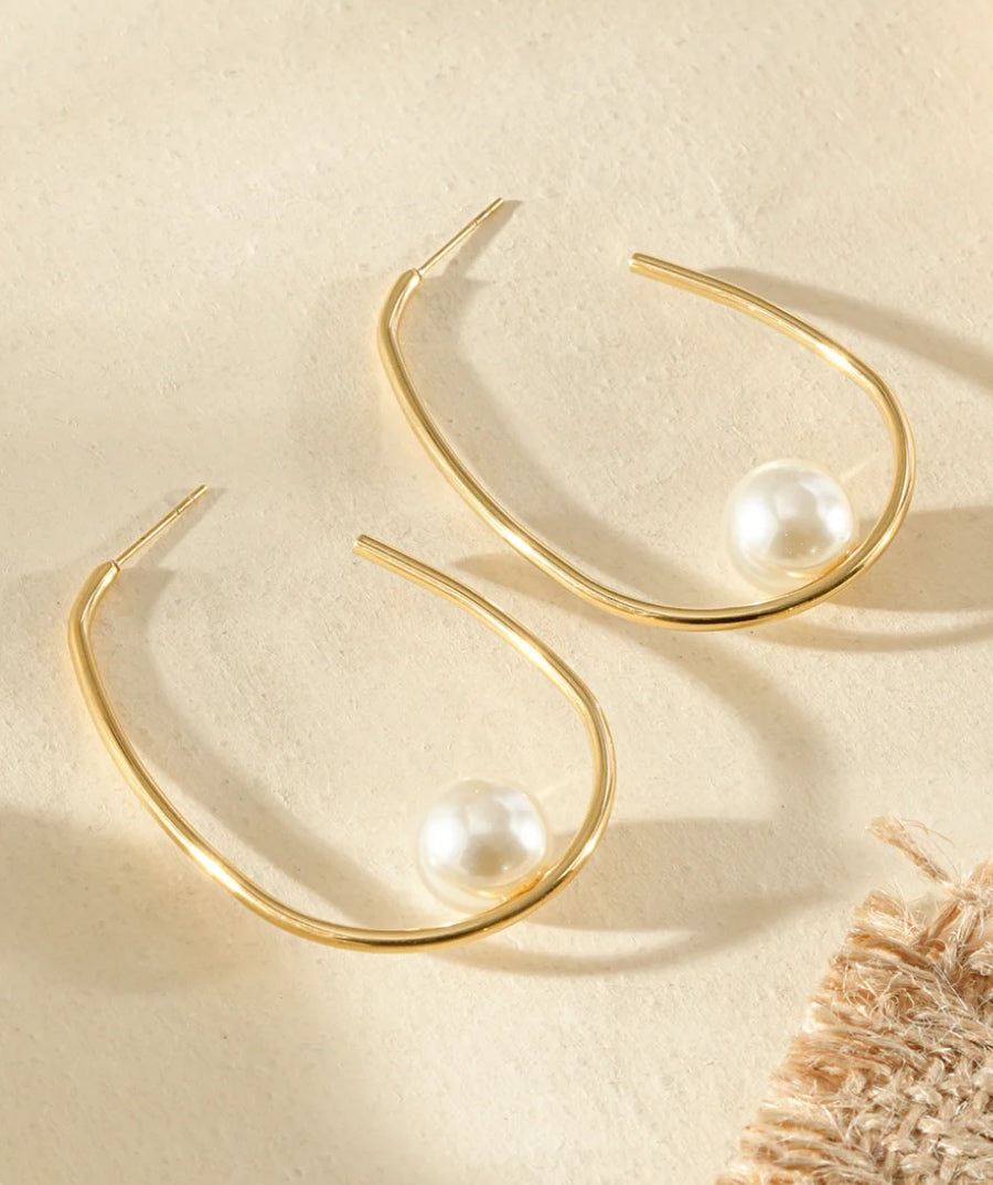 ✨ Boucles Élégance Ovale & Perle – Éclat Doré Intemporel ✨