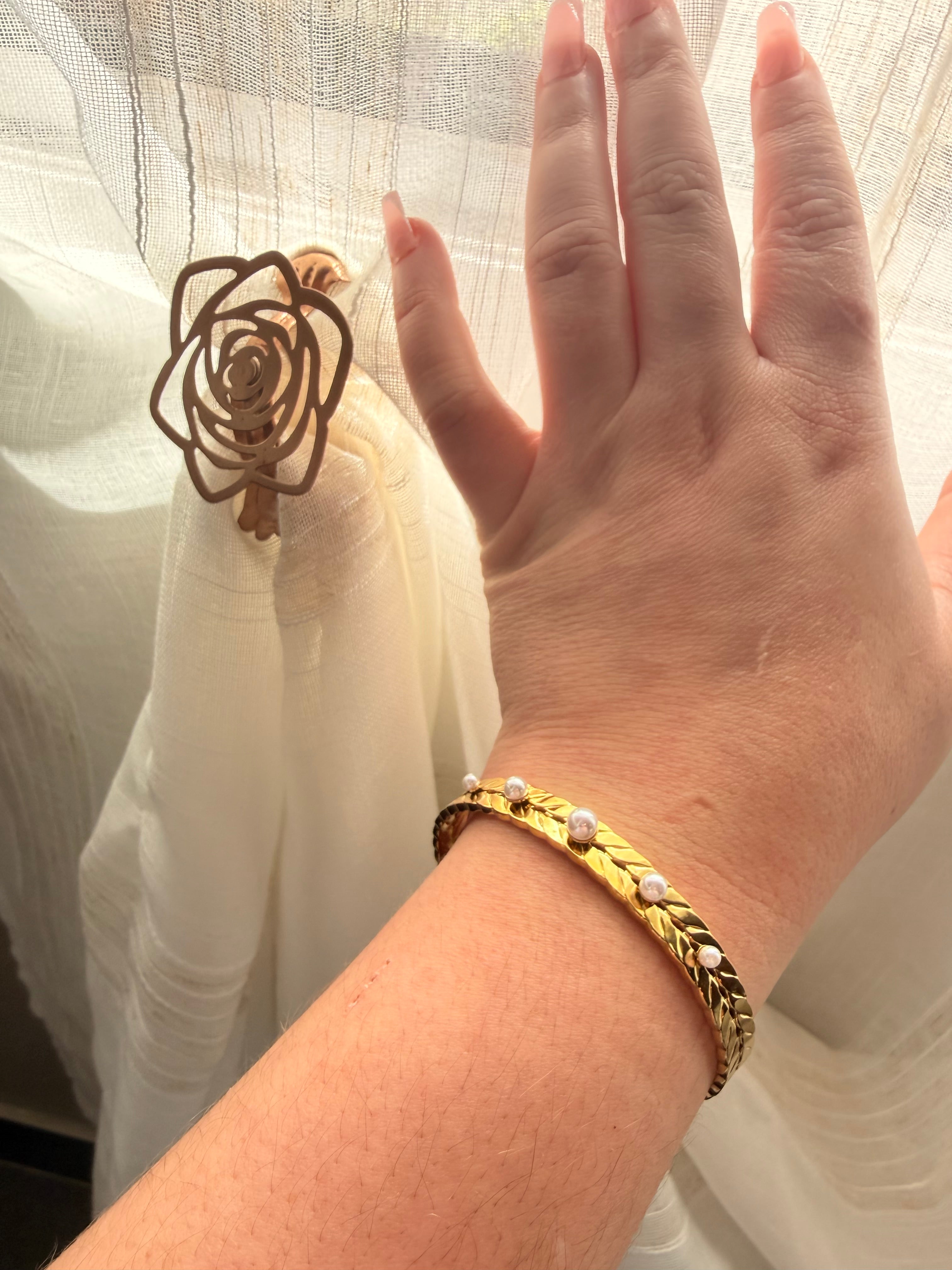 🤍 Bracelet Perles Dorées – Élégance Cocooning 🤍