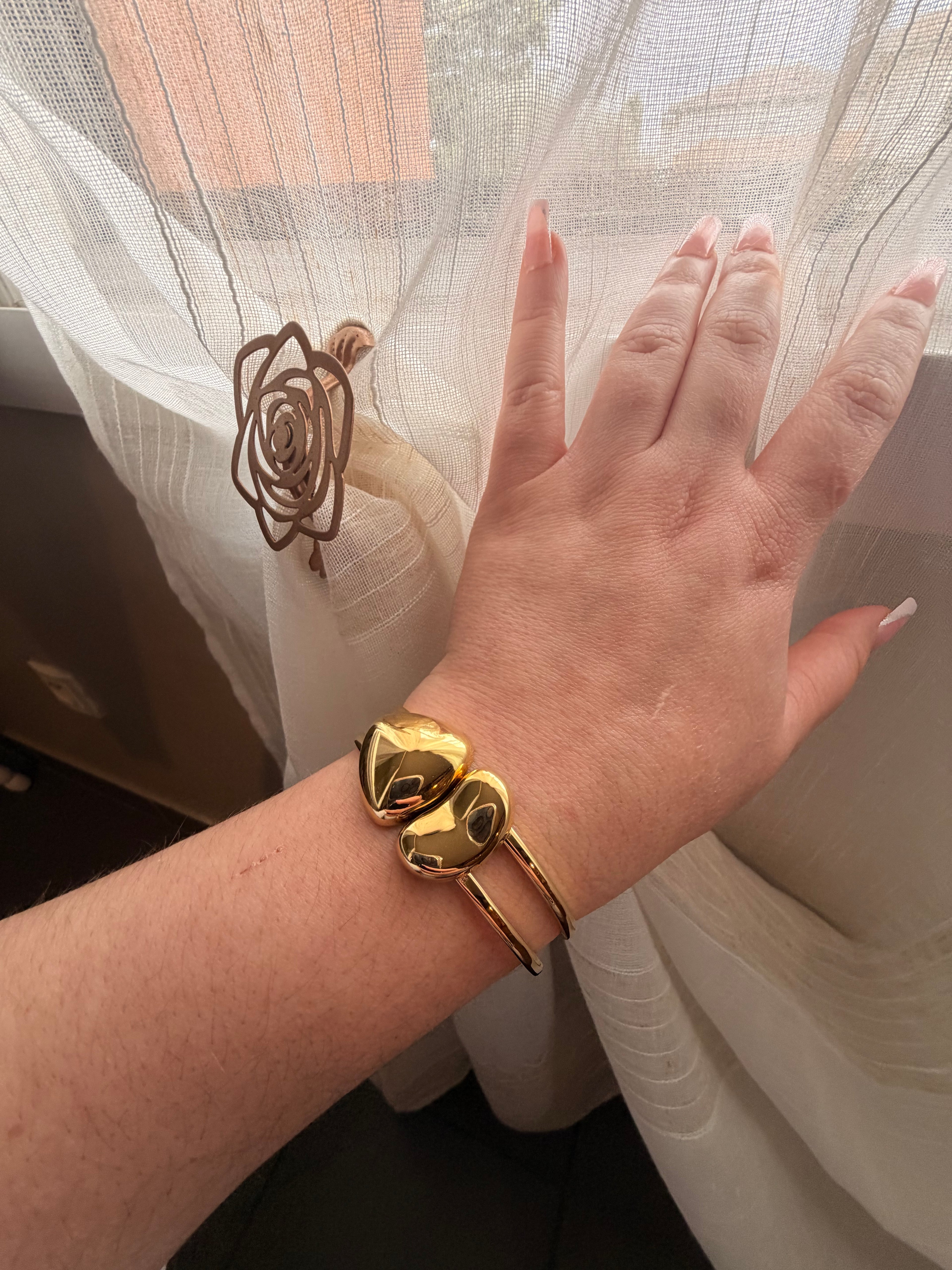 ✨ Bracelet Doré Double Éclat – Élégance Moderne ✨